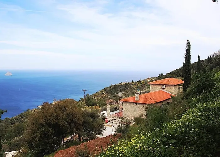 Casa de Férias Hillside Over Lemonodasos *