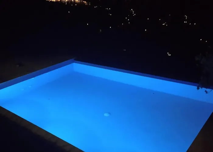 Prázdninový dům Hillside Over Lemonodasos Galatás