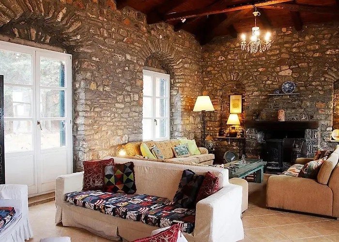 Casa de Férias Hillside Over Lemonodasos